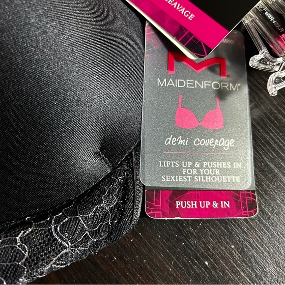🆕 Maidenform Love the Lift Super Sexy Cleavage Push up & In Lace T-Back Bra - Picture 7 of 11